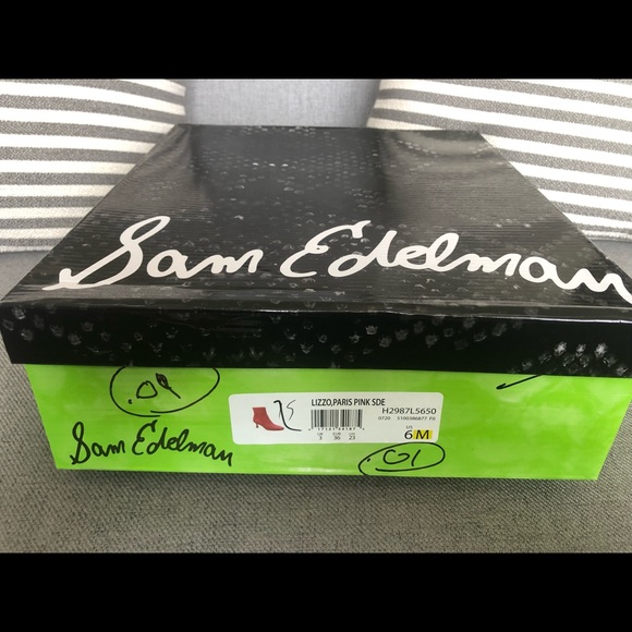 New in box- Sam Edelman Pink Lizzo booties; size 6 - Picture 2 of 8